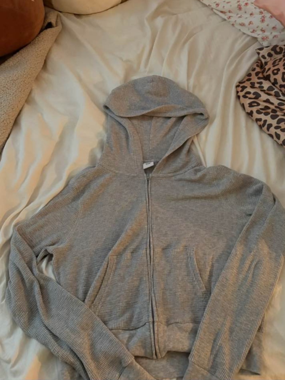 Aritzia Waffle Cropped Gray Zip up Hoodie- Soft Ribbed Knit